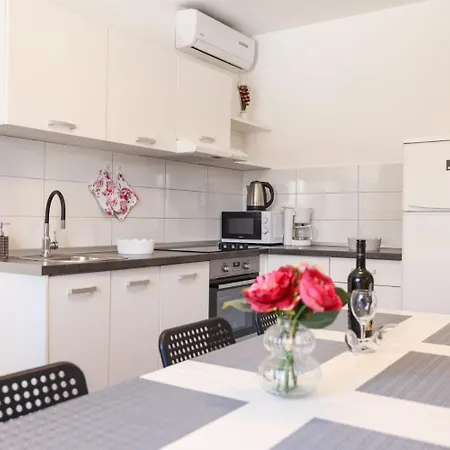 Ivanac Apartamento